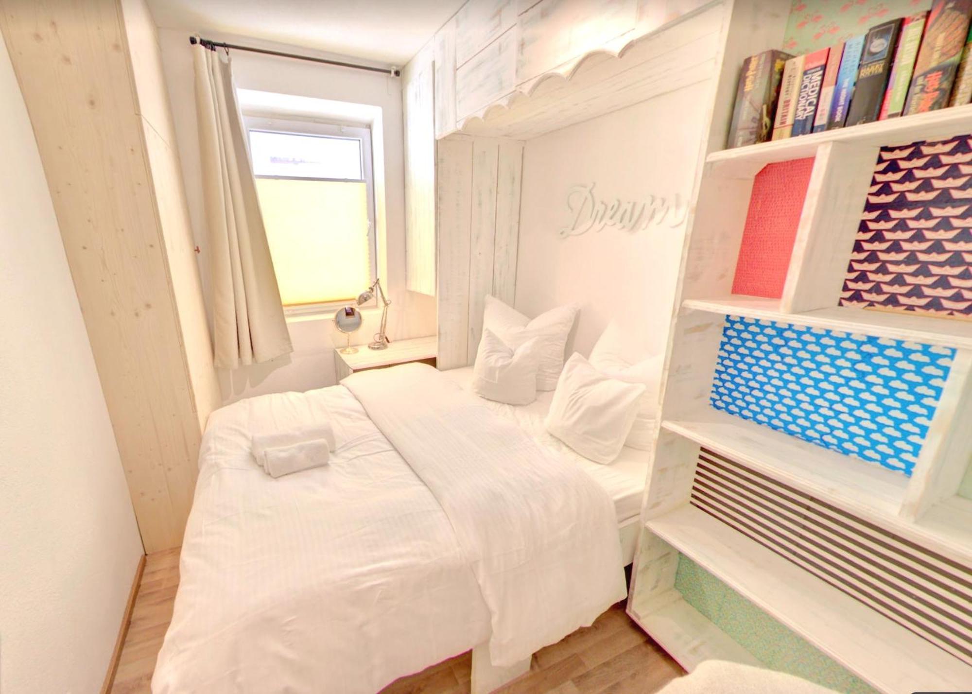 Dmg - 'Large, Luxurious Ground Floor' Apartment 플메스 외부 사진